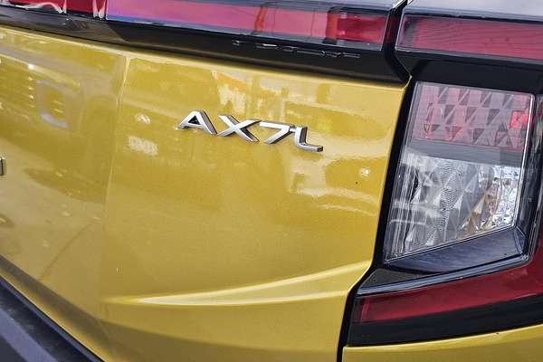 2025 Mahindra XUV3XO AX7L