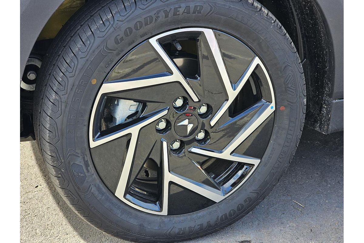 2025 Mahindra XUV3XO AX7L