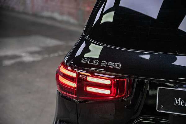 2024 Mercedes-Benz GLB-Class GLB250 X247