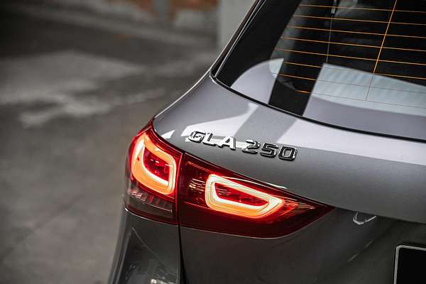2022 Mercedes-Benz GLA-Class GLA250 H247