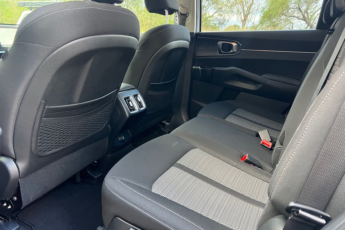 2023 Kia Sorento Sport MQ4 PE