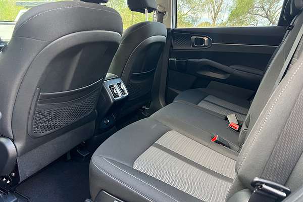 2023 Kia Sorento Sport MQ4 PE
