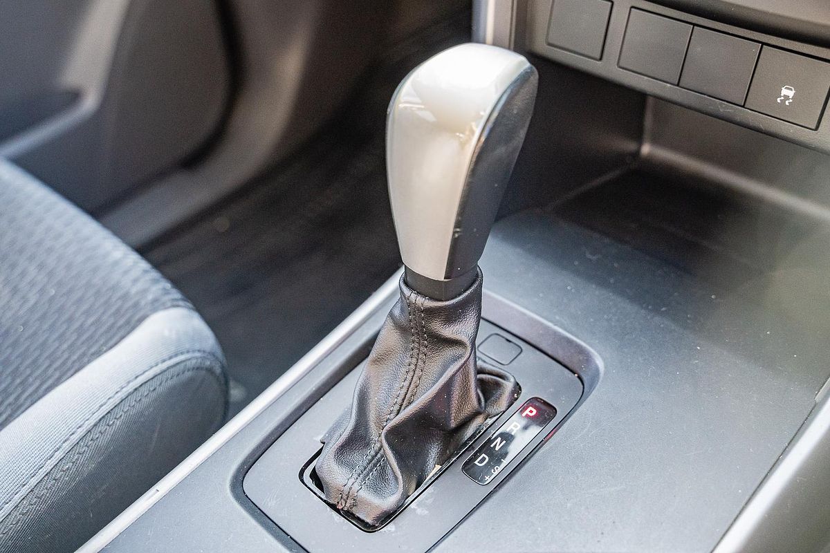 2015 Mazda BT-50 XTR Hi-Rider UR Rear Wheel Drive