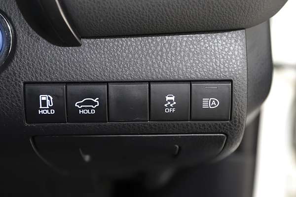 2023 Toyota Camry Ascent AXVH70R