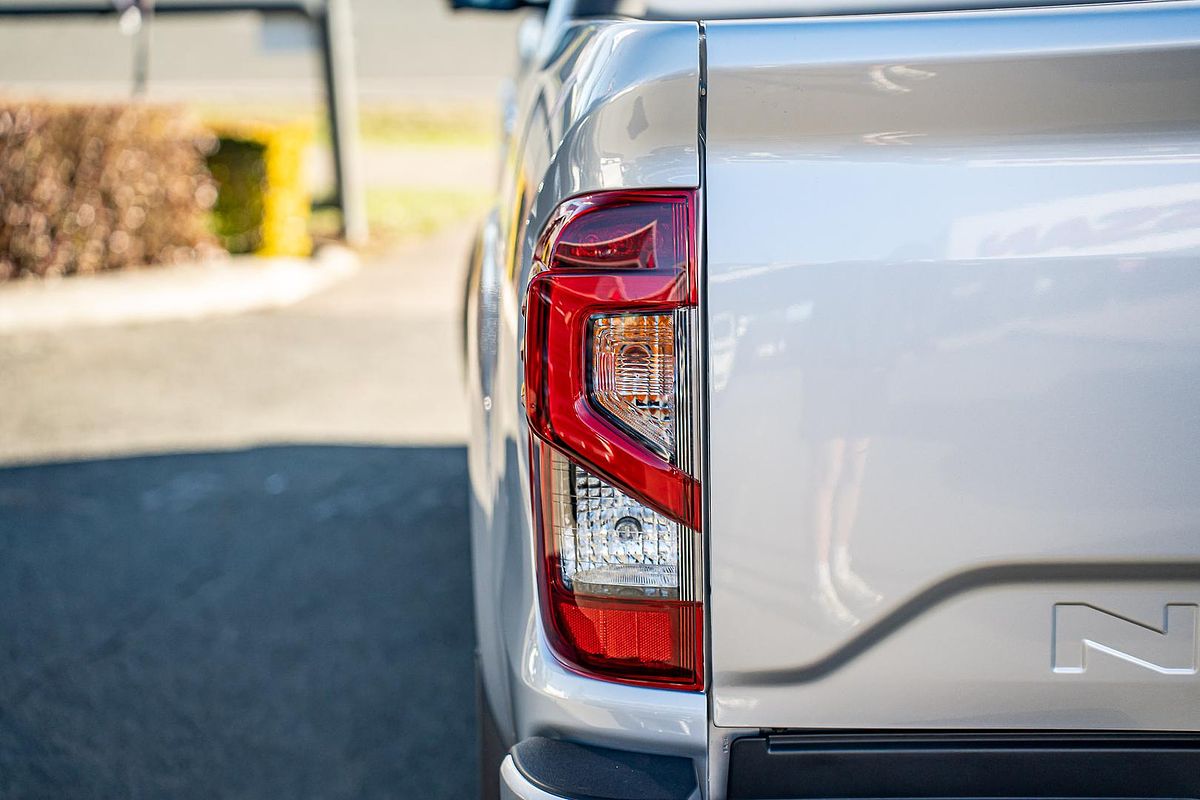 2024 Nissan Navara ST D23 4X4