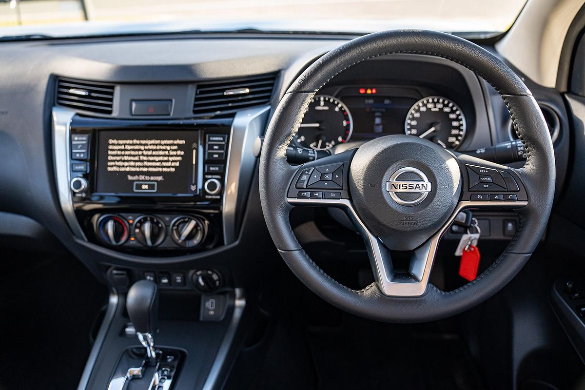 2024 Nissan Navara ST D23 4X4