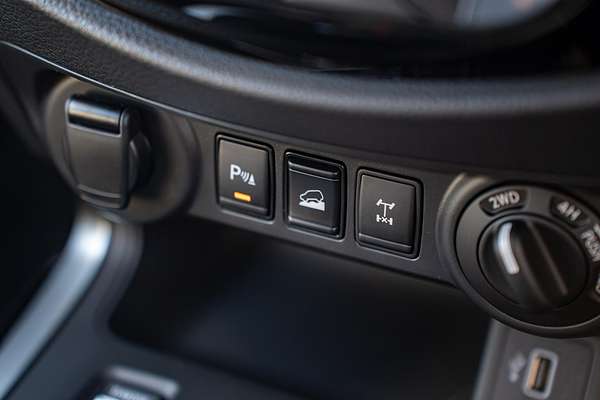 2024 Nissan Navara ST D23 4X4