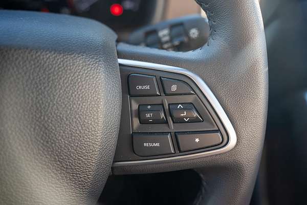 2024 Mahindra Scorpio Z8L