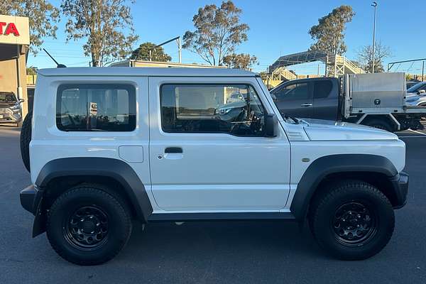 2022 Suzuki Jimny Lite GJ