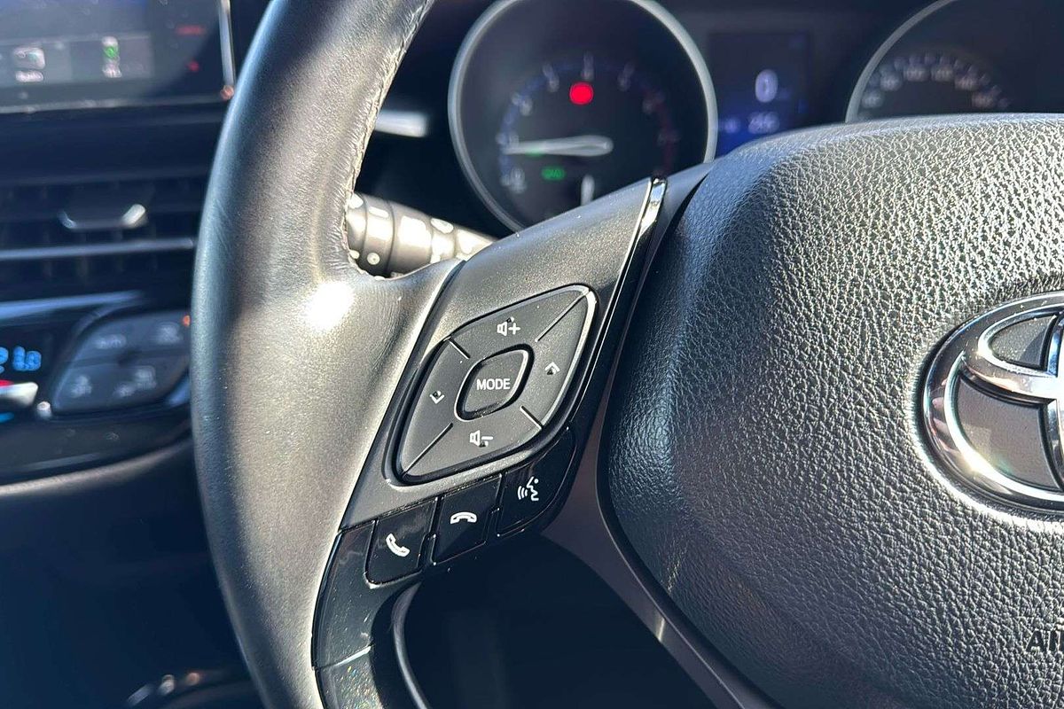 2017 Toyota C-HR Koba NGX50R