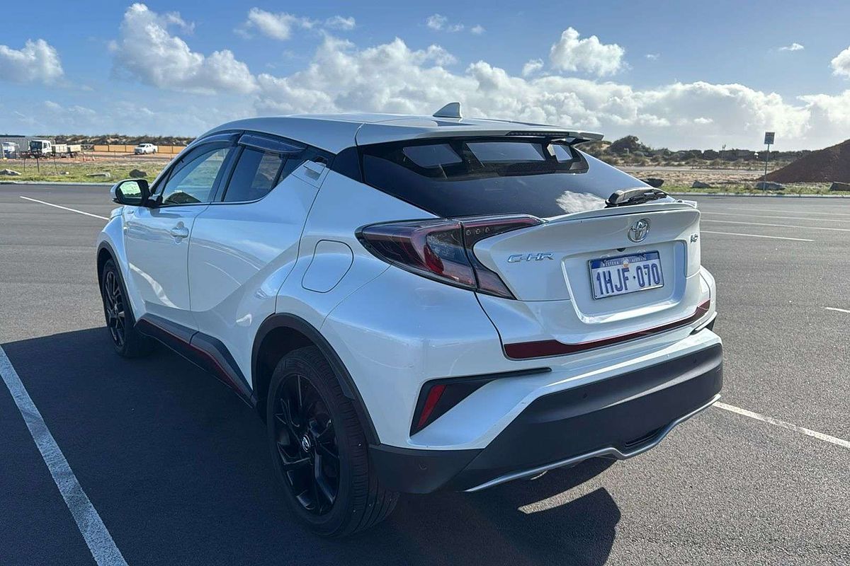 2017 Toyota C-HR Koba NGX50R