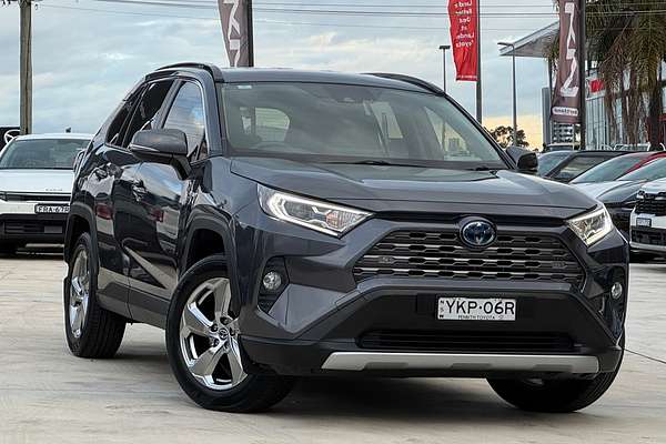 2020 Toyota RAV4 GXL AXAH52R