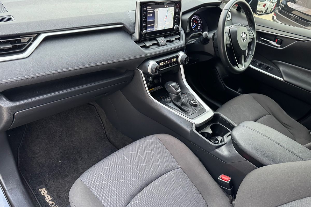 2020 Toyota RAV4 GXL AXAH52R