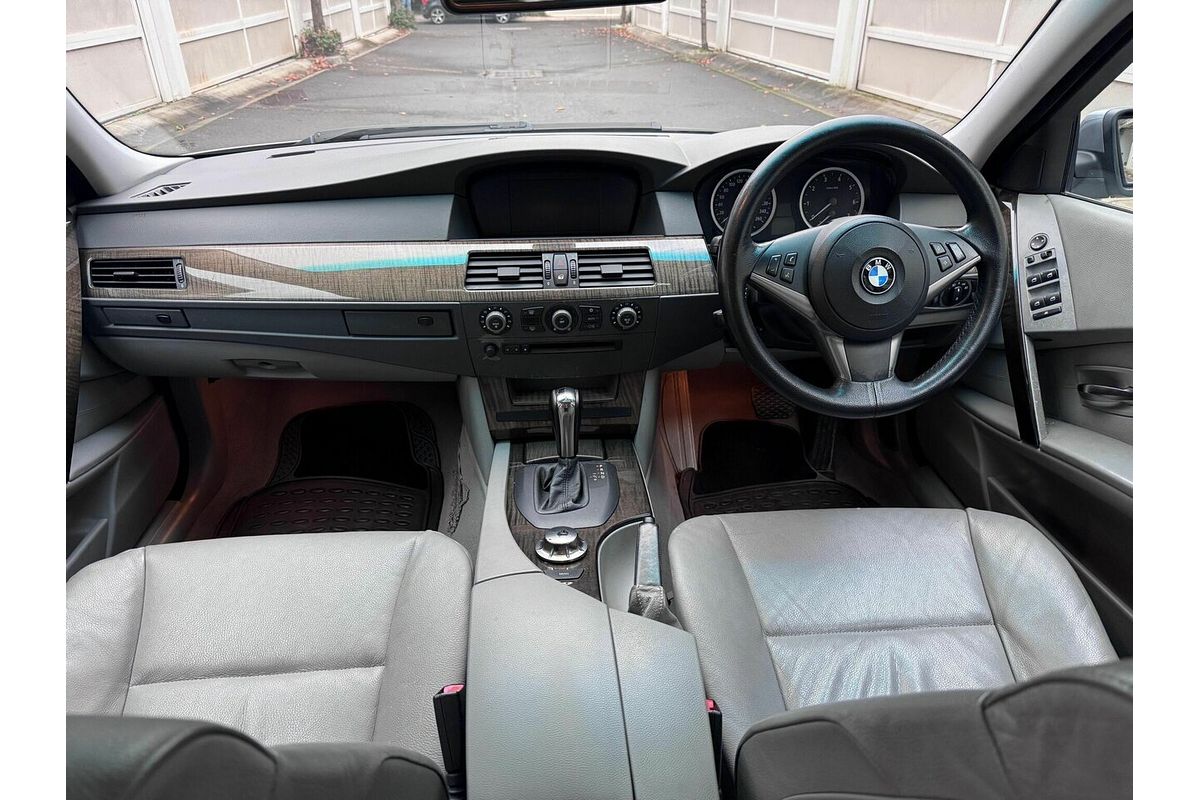 2005 BMW 5 Series 530i E60