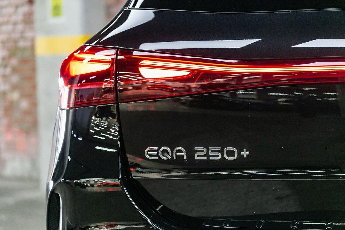 2024 Mercedes-Benz EQA EQA250+ H243
