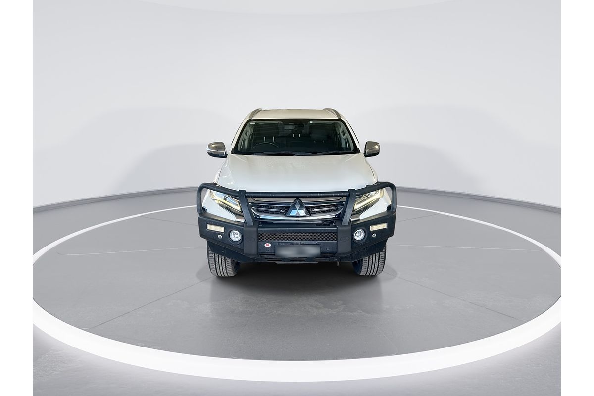 2016 Mitsubishi Pajero Sport Exceed QE