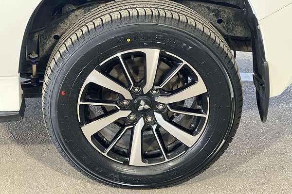 2016 Mitsubishi Pajero Sport Exceed QE