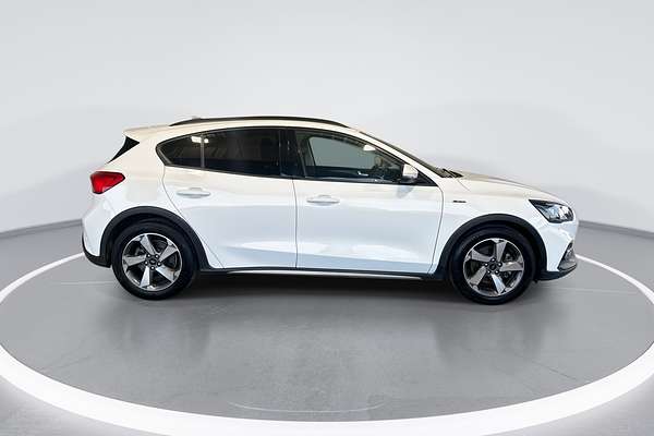 2020 Ford Focus Active SA