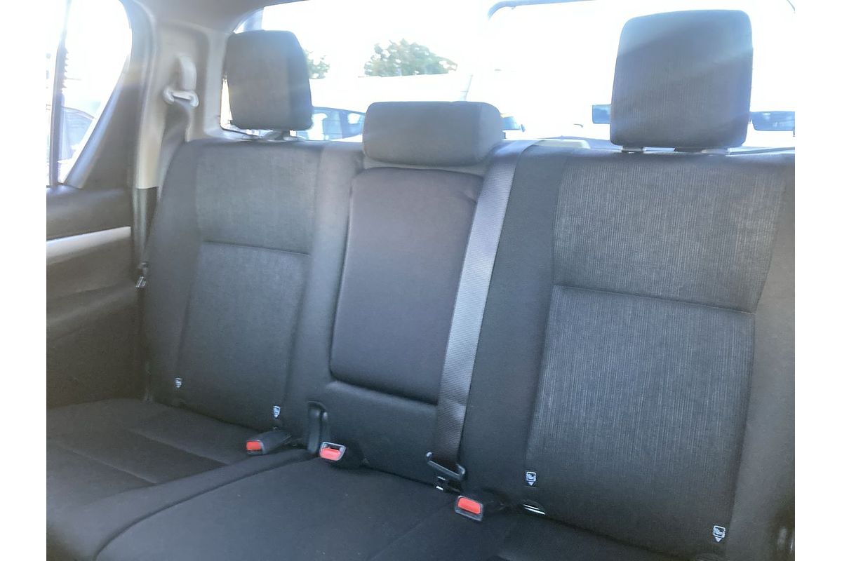 2019 Toyota Hilux SR5 GUN126R 4X4