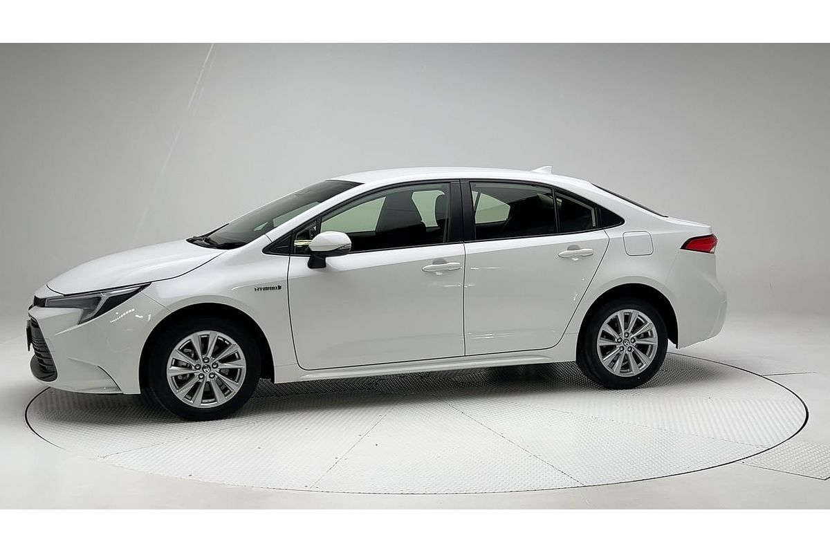 2022 Toyota Corolla Ascent Sport Hybrid ZWE219R