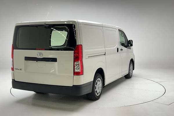2021 Toyota Hiace GDH300R LWB