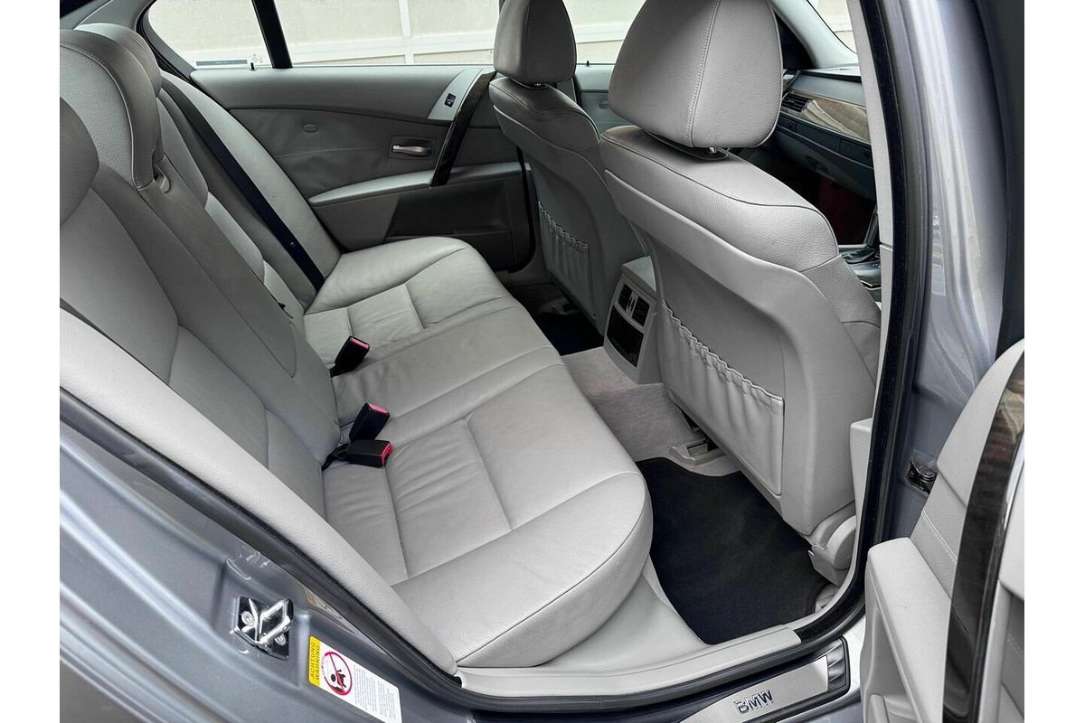 2005 BMW 5 Series 530i E60