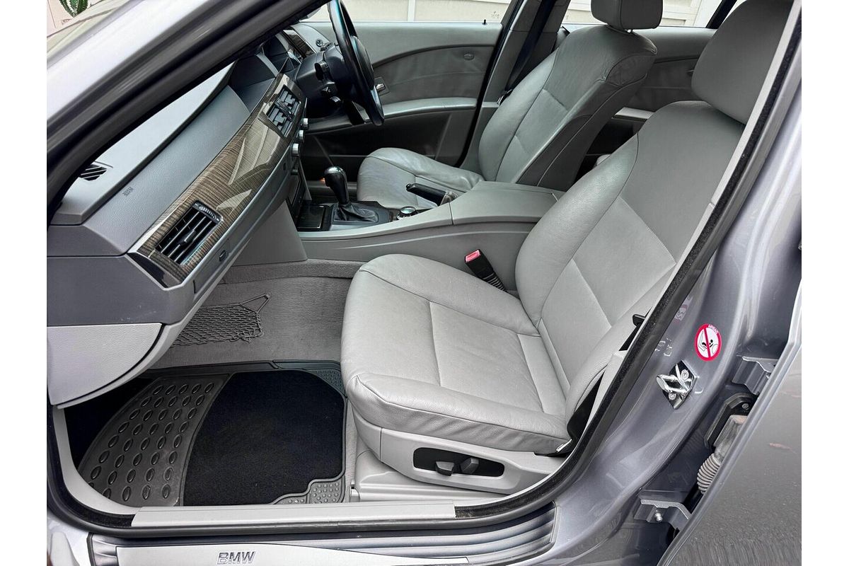 2005 BMW 5 Series 530i E60