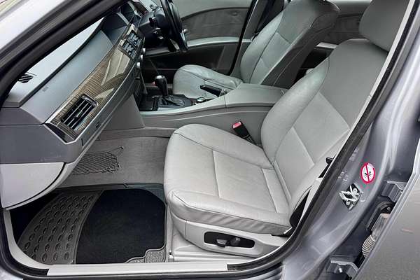 2005 BMW 5 Series 530i E60