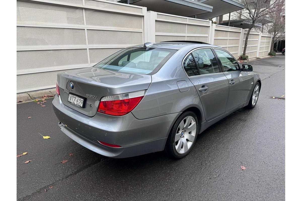2005 BMW 5 Series 530i E60