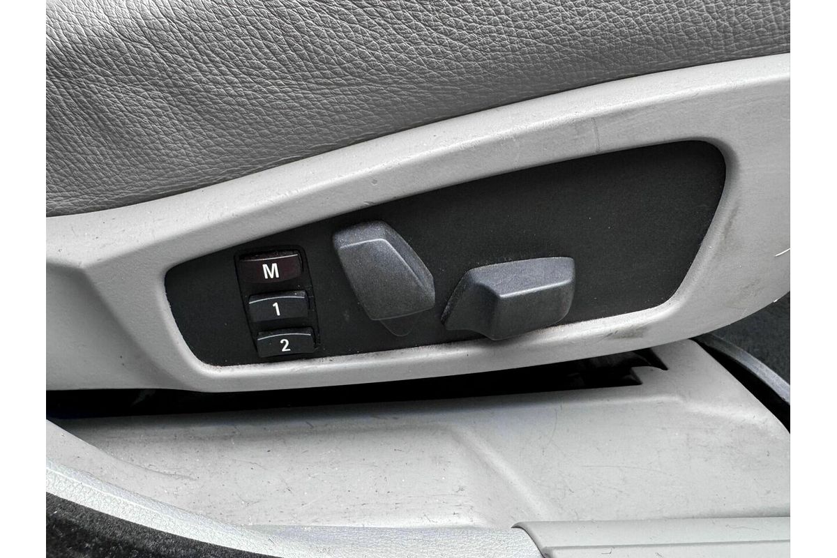 2005 BMW 5 Series 530i E60