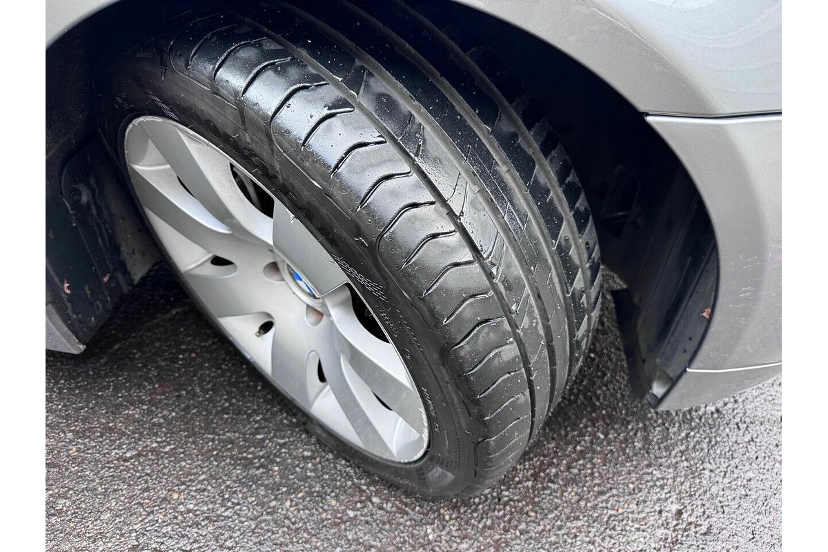 2005 BMW 5 Series 530i E60