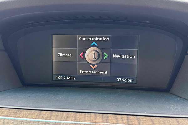 2005 BMW 5 Series 530i E60