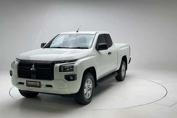 2024 Mitsubishi Triton GLX+ MV 4X4