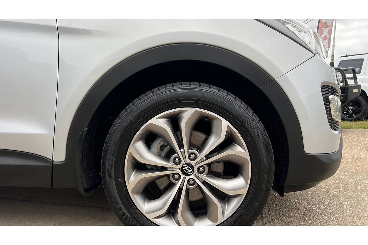 2013 Hyundai Santa Fe Highlander DM