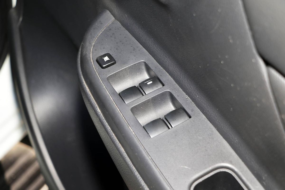2023 Mitsubishi Triton GLX MR Rear Wheel Drive