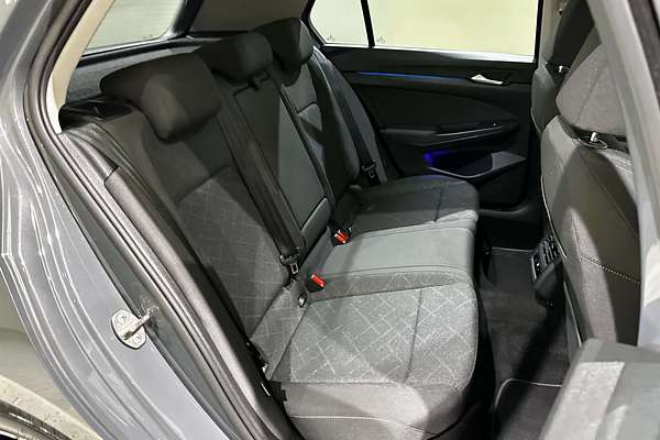 2022 Volkswagen Golf 110TSI Life 8