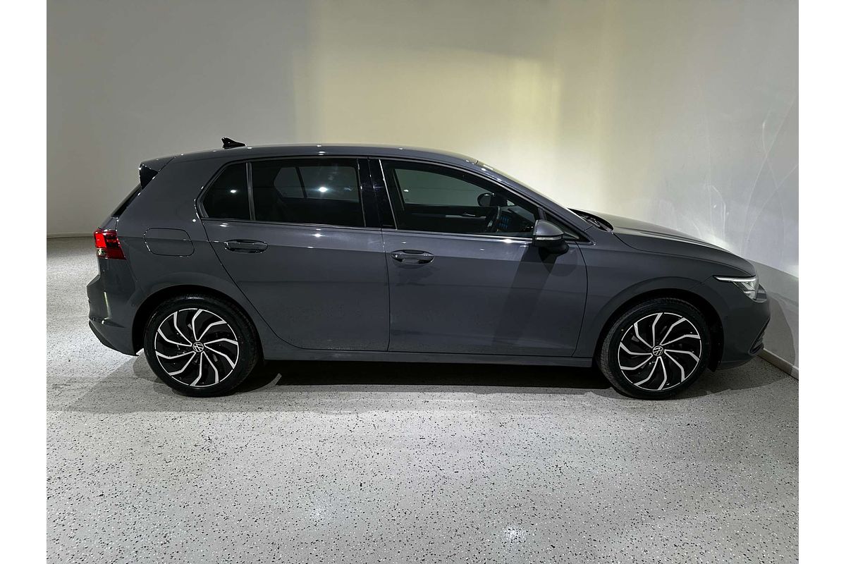 2022 Volkswagen Golf 110TSI Life 8