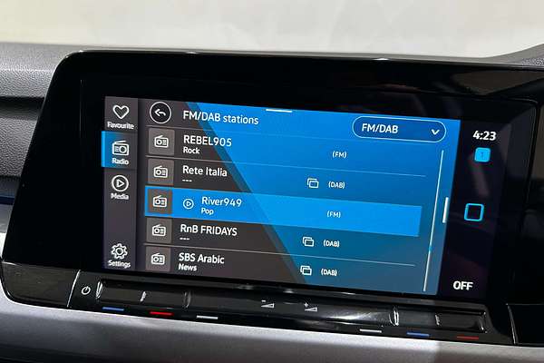 2022 Volkswagen Golf 110TSI Life 8