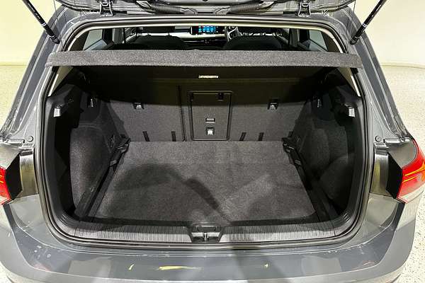 2022 Volkswagen Golf 110TSI Life 8
