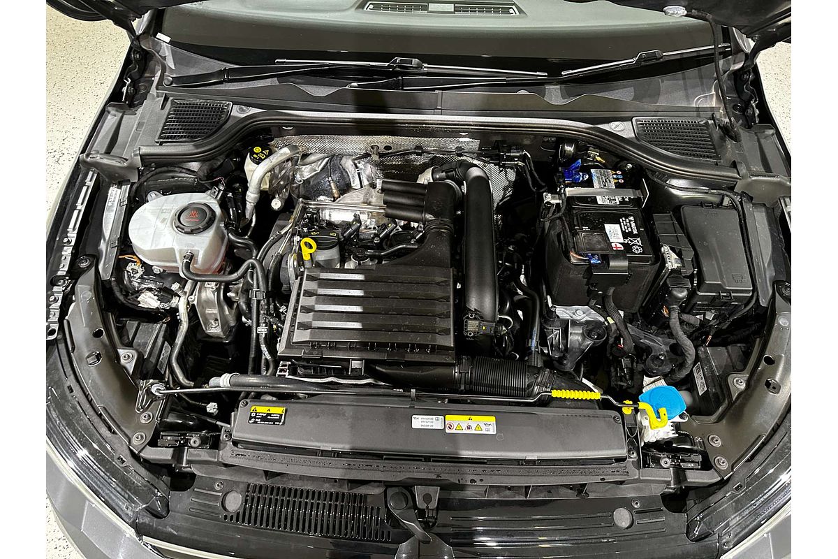 2022 Volkswagen Golf 110TSI Life 8
