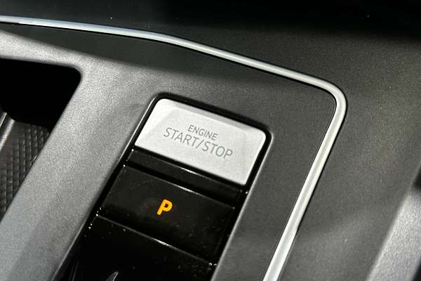 2022 Volkswagen Golf 110TSI Life 8