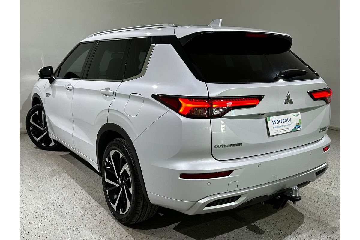2023 Mitsubishi Outlander PHEV Exceed ZM