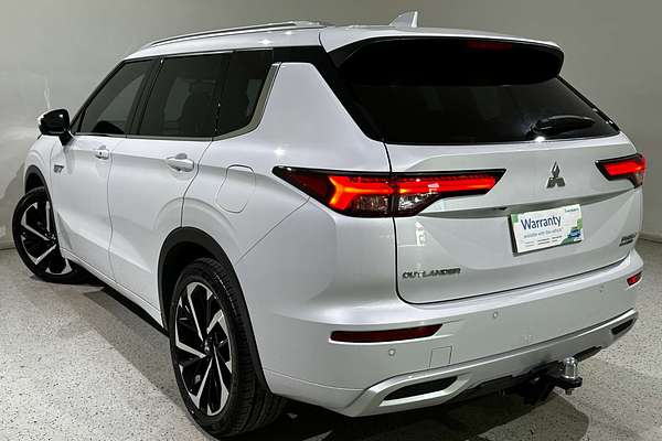 2023 Mitsubishi Outlander PHEV Exceed ZM