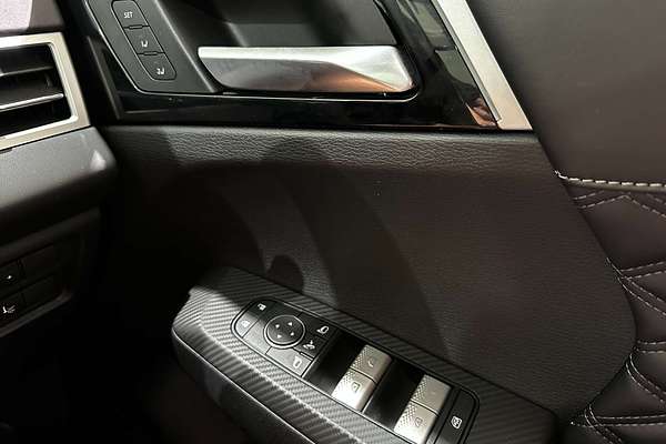 2023 Mitsubishi Outlander PHEV Exceed ZM