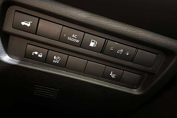 2023 Mitsubishi Outlander PHEV Exceed ZM