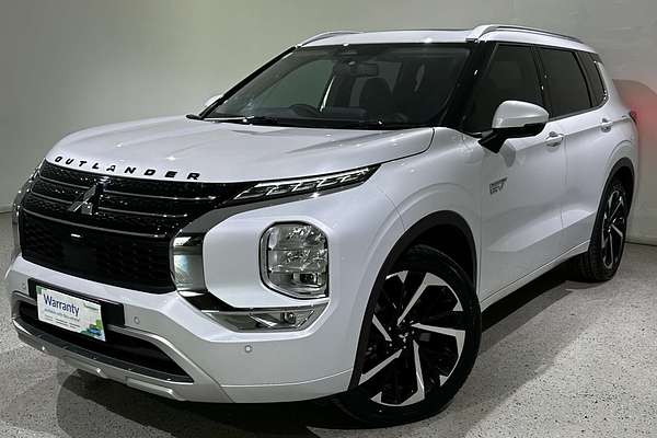 2023 Mitsubishi Outlander PHEV Exceed ZM