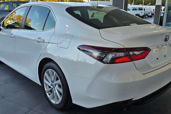2021 Toyota Camry Ascent AXVH70R