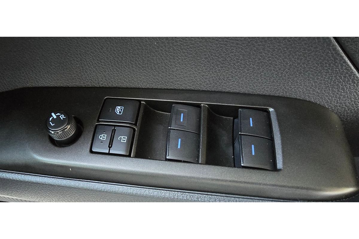 2021 Toyota Camry Ascent AXVH70R