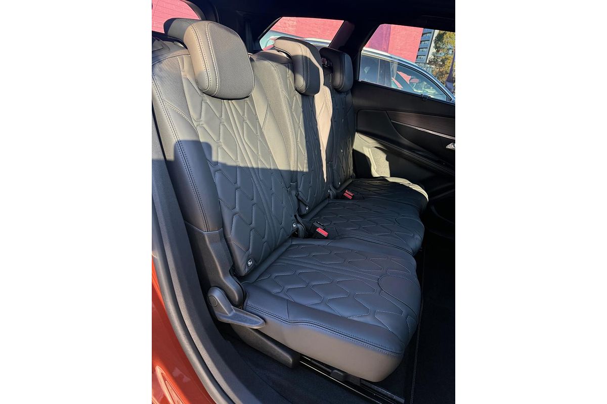2023 Peugeot 5008 GT Sport P87