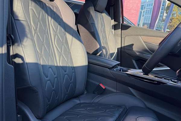 2023 Peugeot 5008 GT Sport P87